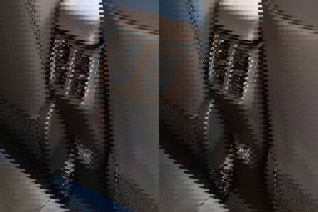 New 2026 Lexus UX 300h FWD image 19