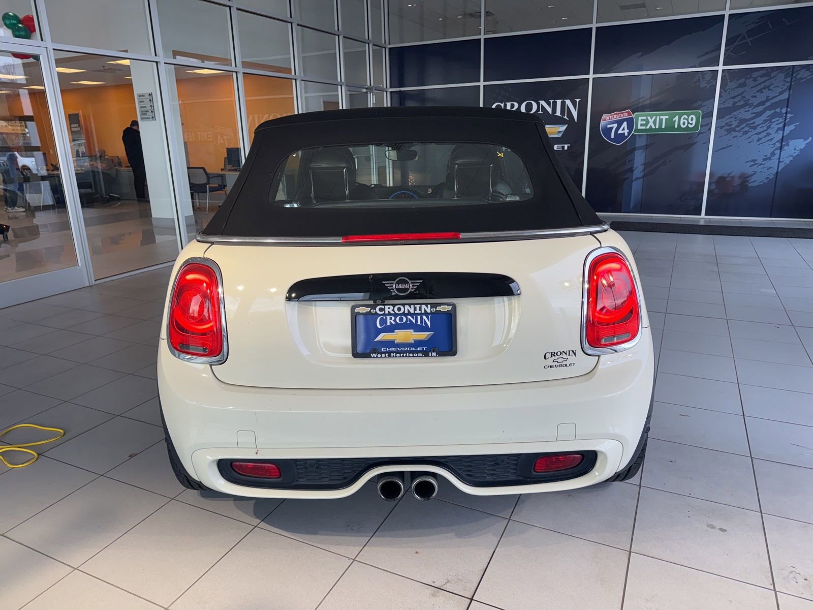 Used 2019 MINI Cooper S w/ Signature Upholstery Package image 8