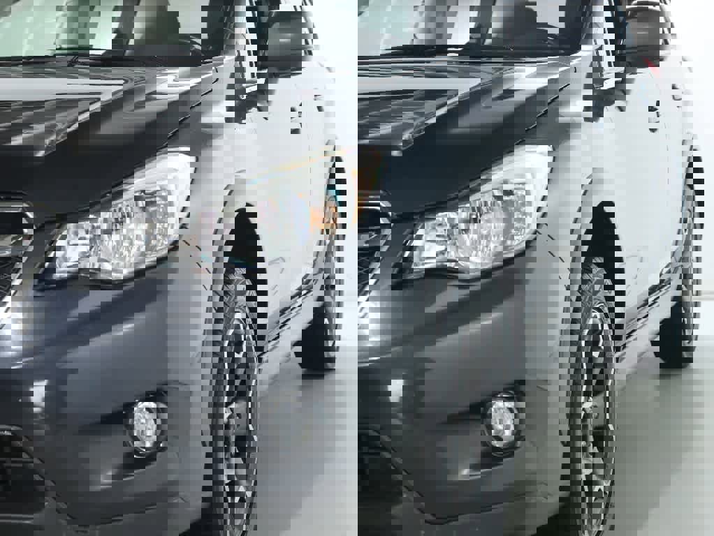 Used 2013 Subaru Crosstrek 2.0i Limited image 4