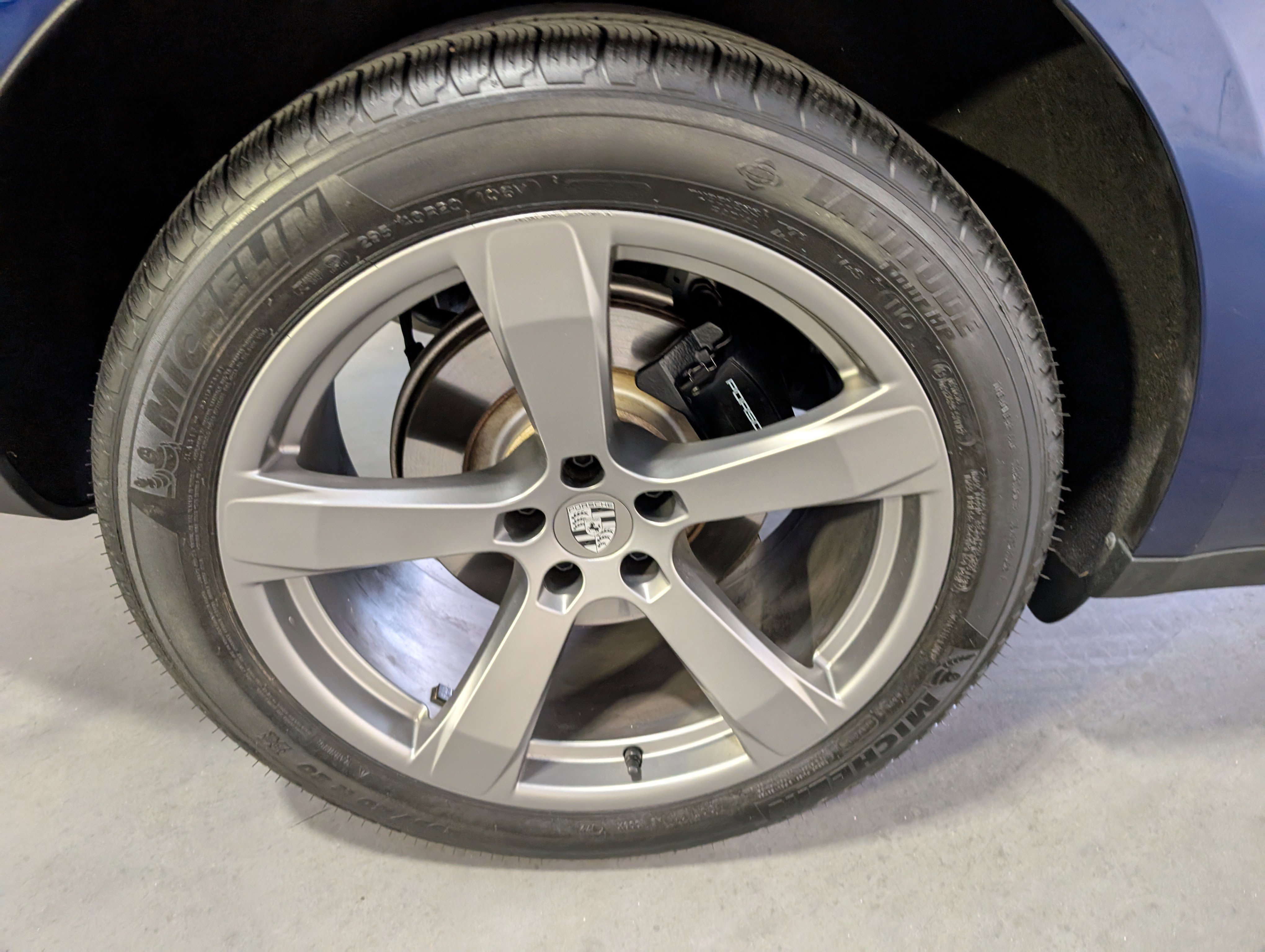 Certified 2024 Porsche Macan image 19