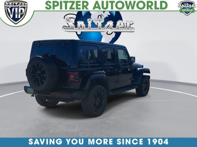 Used 2022 Jeep Wrangler Unlimited Sahara AWD/4WD image 9