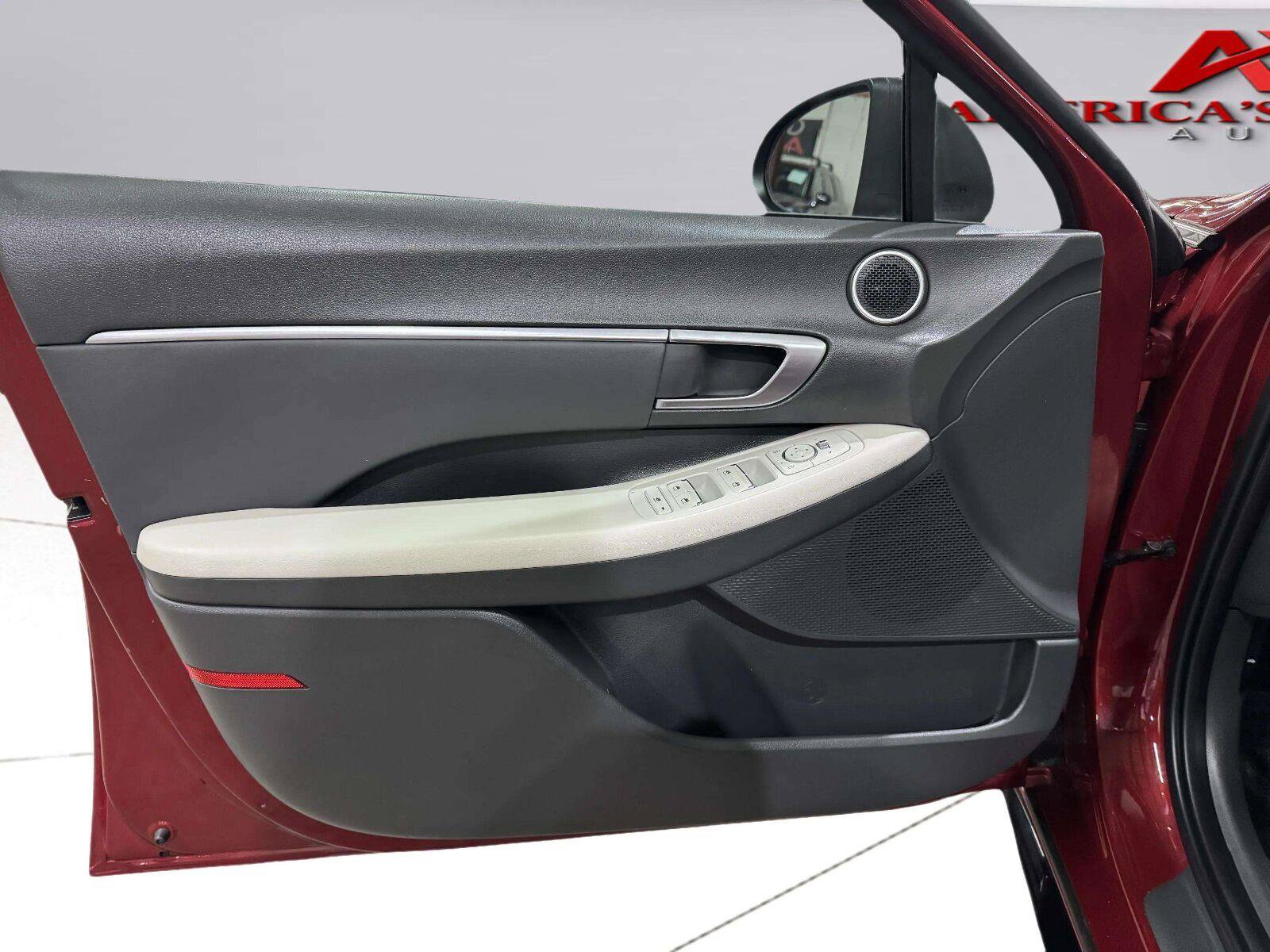 Used 2023 Hyundai Sonata SEL FWD image 20