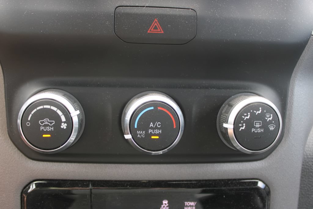 Used 2023 RAM 1500 Big Horn RWD image 30