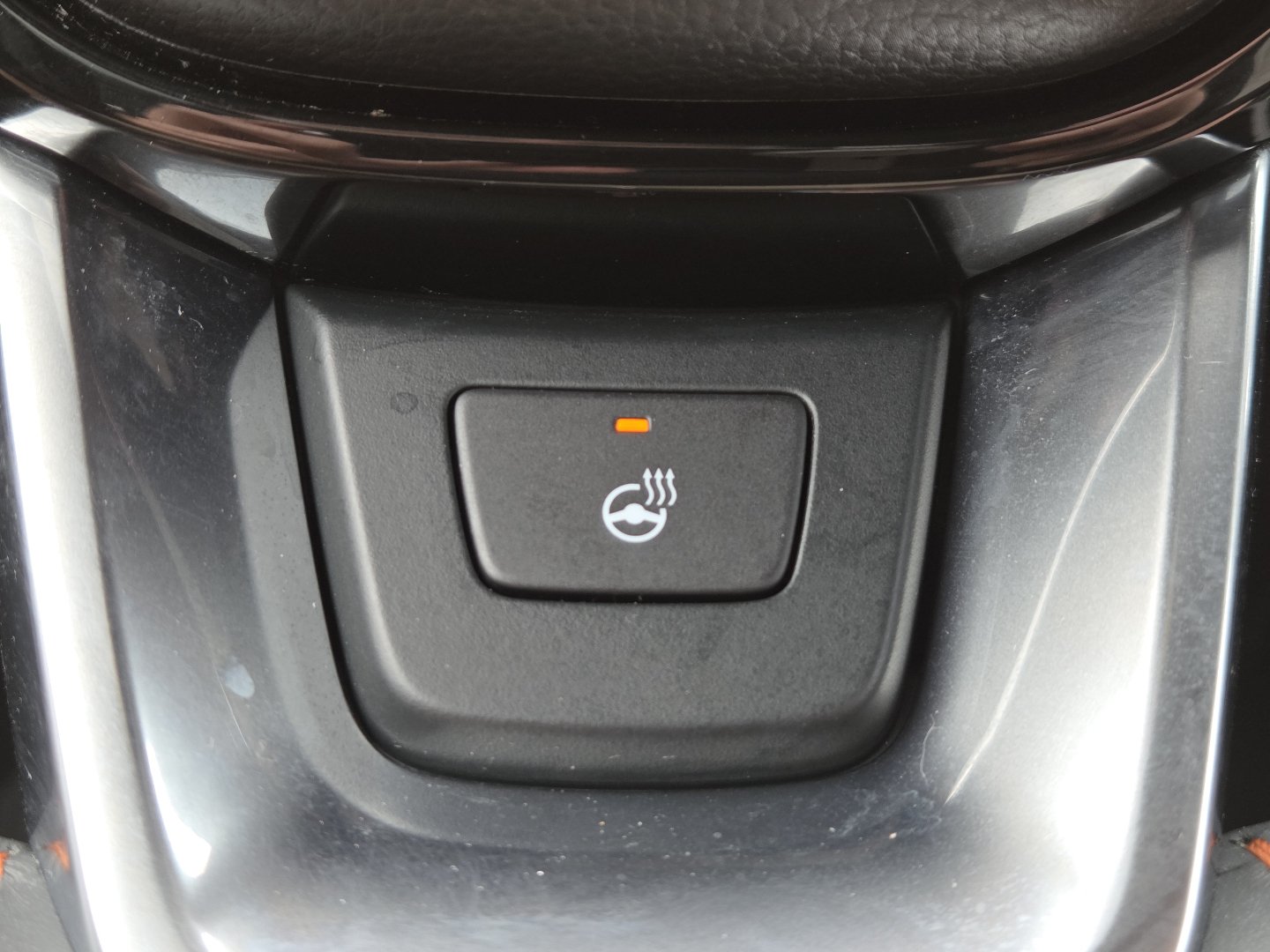 Used 2024 Honda CR-V Sport Touring image 32