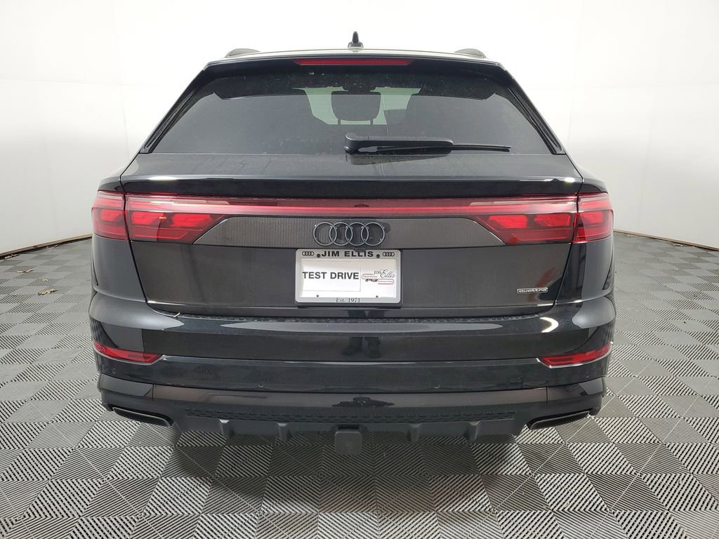 New 2026 Audi Q8 Prestige image 5