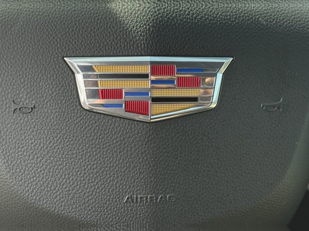 Used 2019 Cadillac XT4 Luxury w/ Cold Weather Package image 29