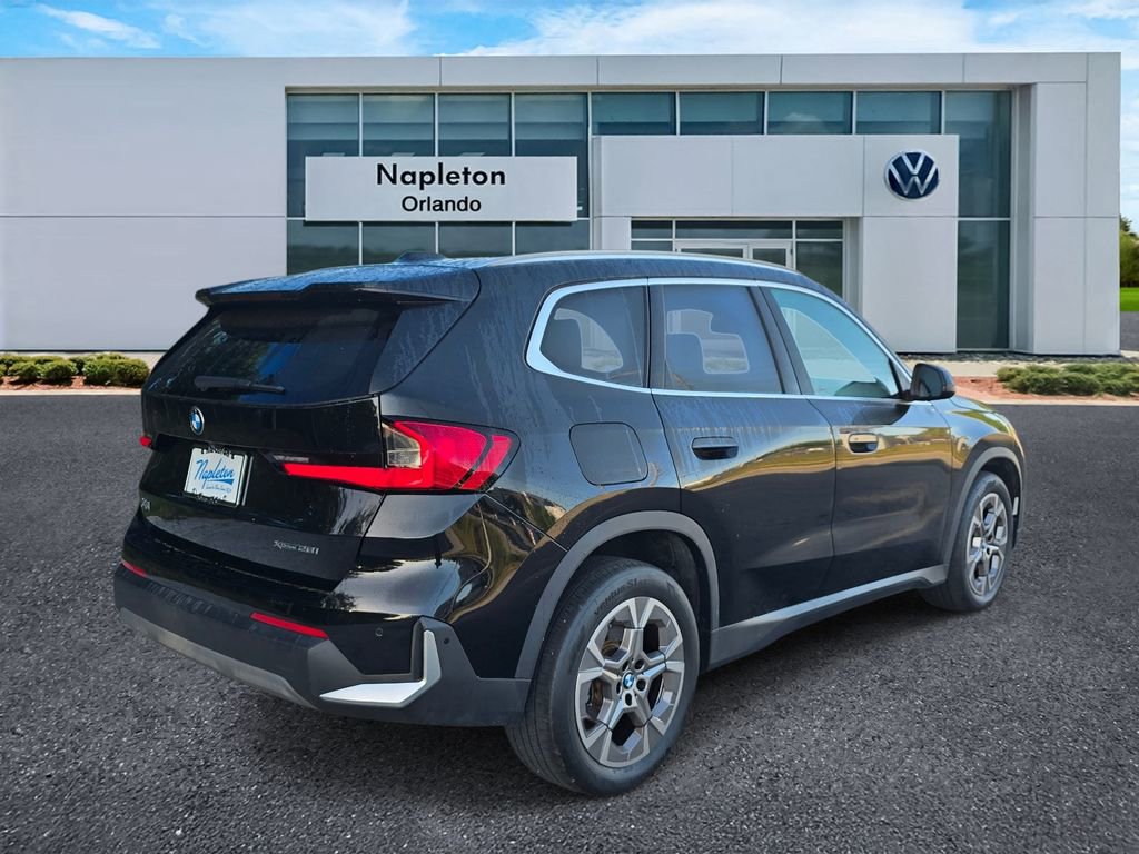 Used 2023 BMW X1 xDrive28i image 4