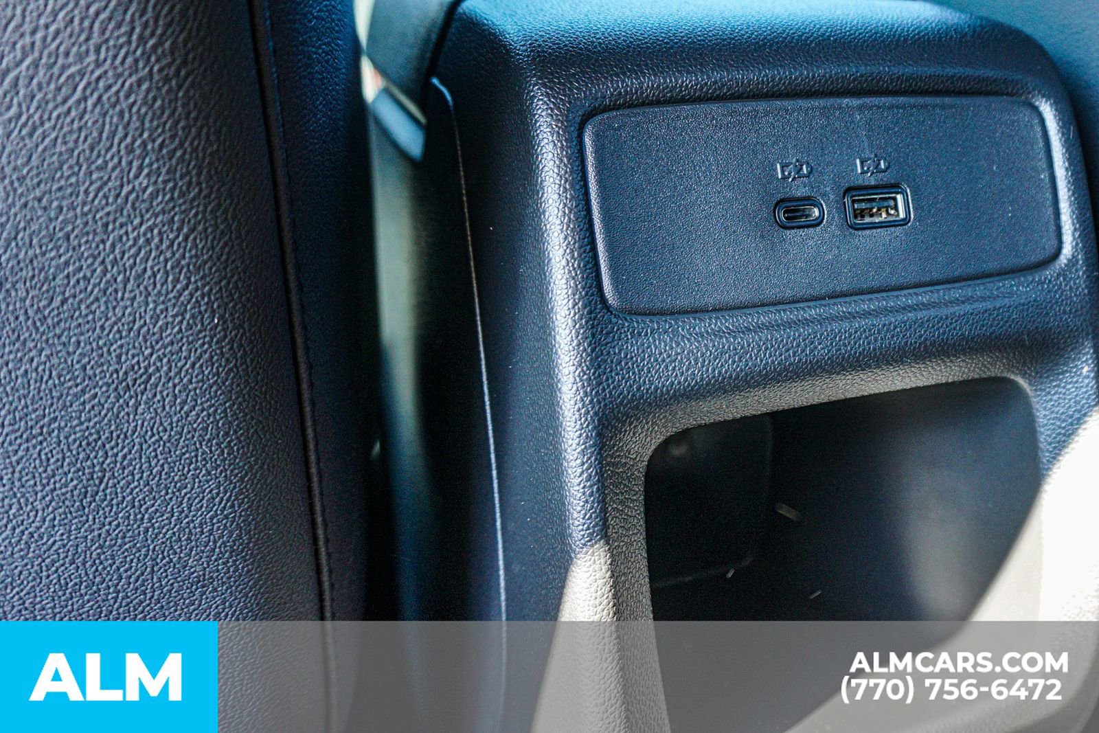 Used 2025 Chevrolet Trax RS FWD image 62