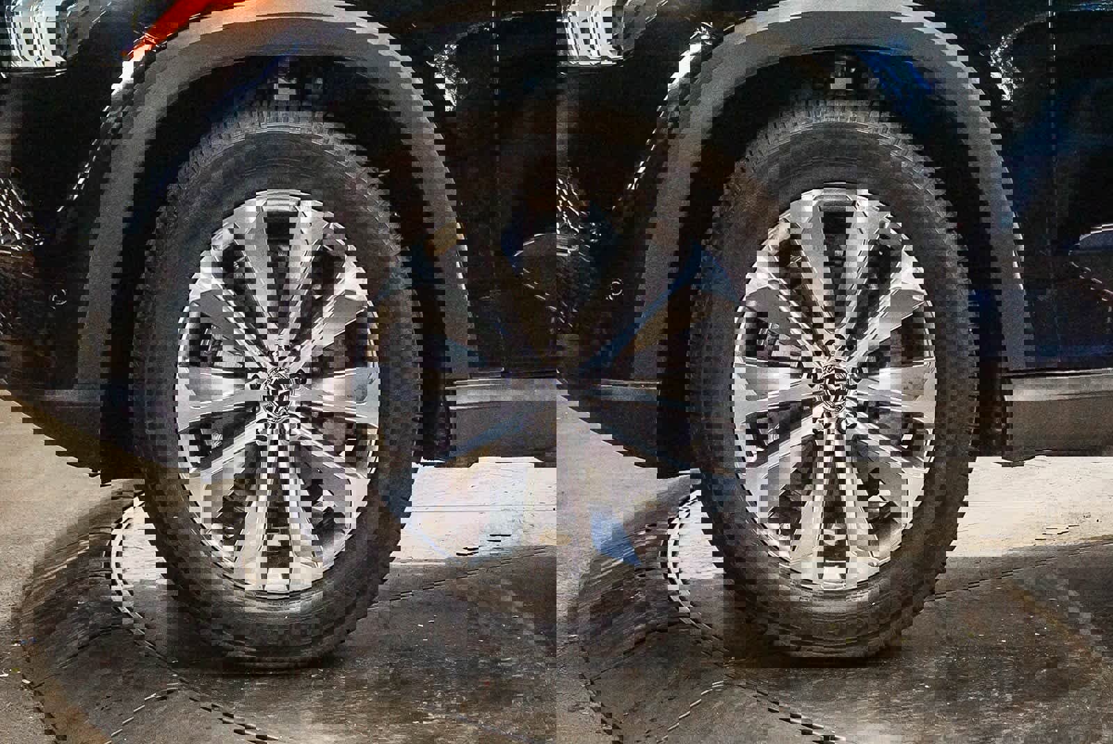 Used 2020 Mercedes-Benz GLE 350 4MATIC image 9