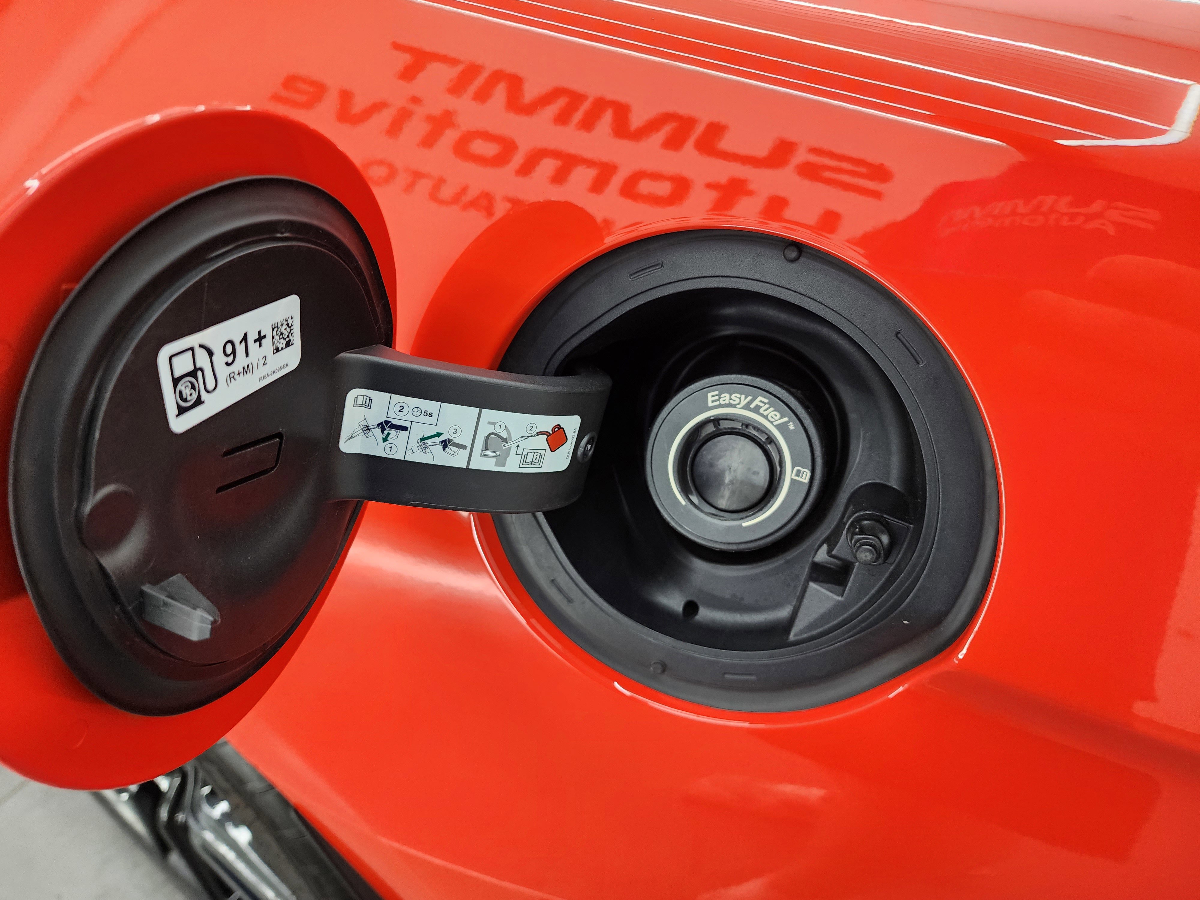 Used 2022 Ford Mustang Shelby GT500 w/ Technology Package image 29