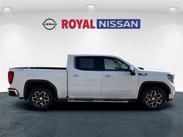Used 2022 GMC Sierra 1500 SLT w/ SLT Premium Plus Package image 9
