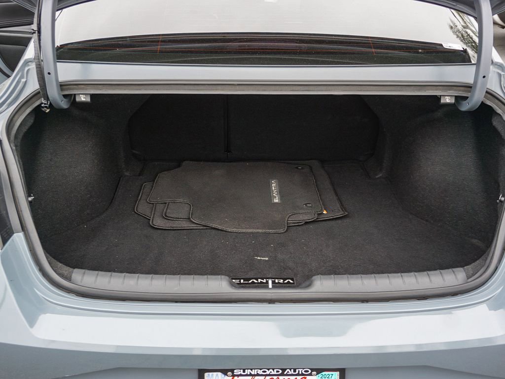 Used 2021 Hyundai Elantra SEL w/ Convenience + Premium Package FWD image 24