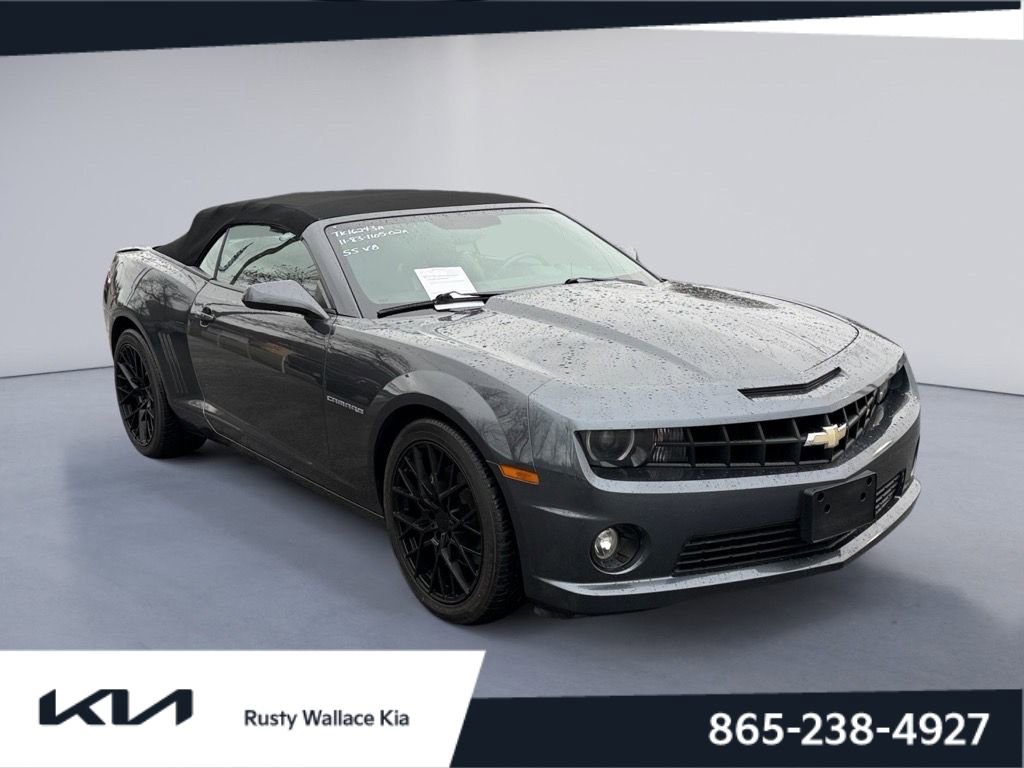 Used 2011 Chevrolet Camaro SS w/ RS Package image 2