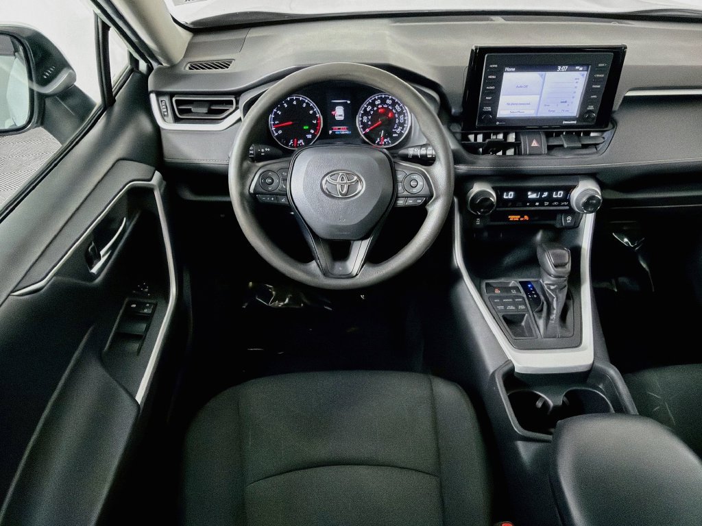 Used 2021 Toyota RAV4 XLE AWD/4WD image 20