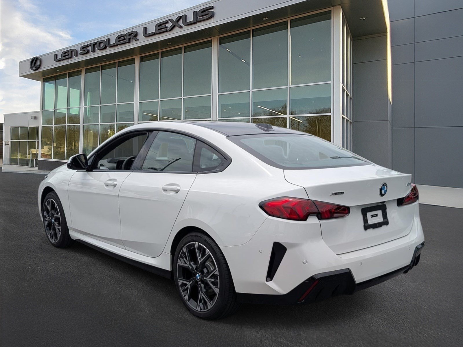 Used 2025 BMW 228i xDrive w/ Premium Package AWD/4WD image 5
