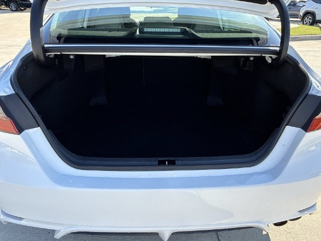 Used 2023 Toyota Camry SE FWD image 12