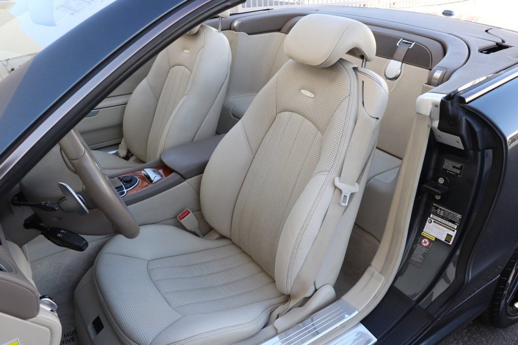 Used 2008 Mercedes-Benz SL 55 AMG image 27