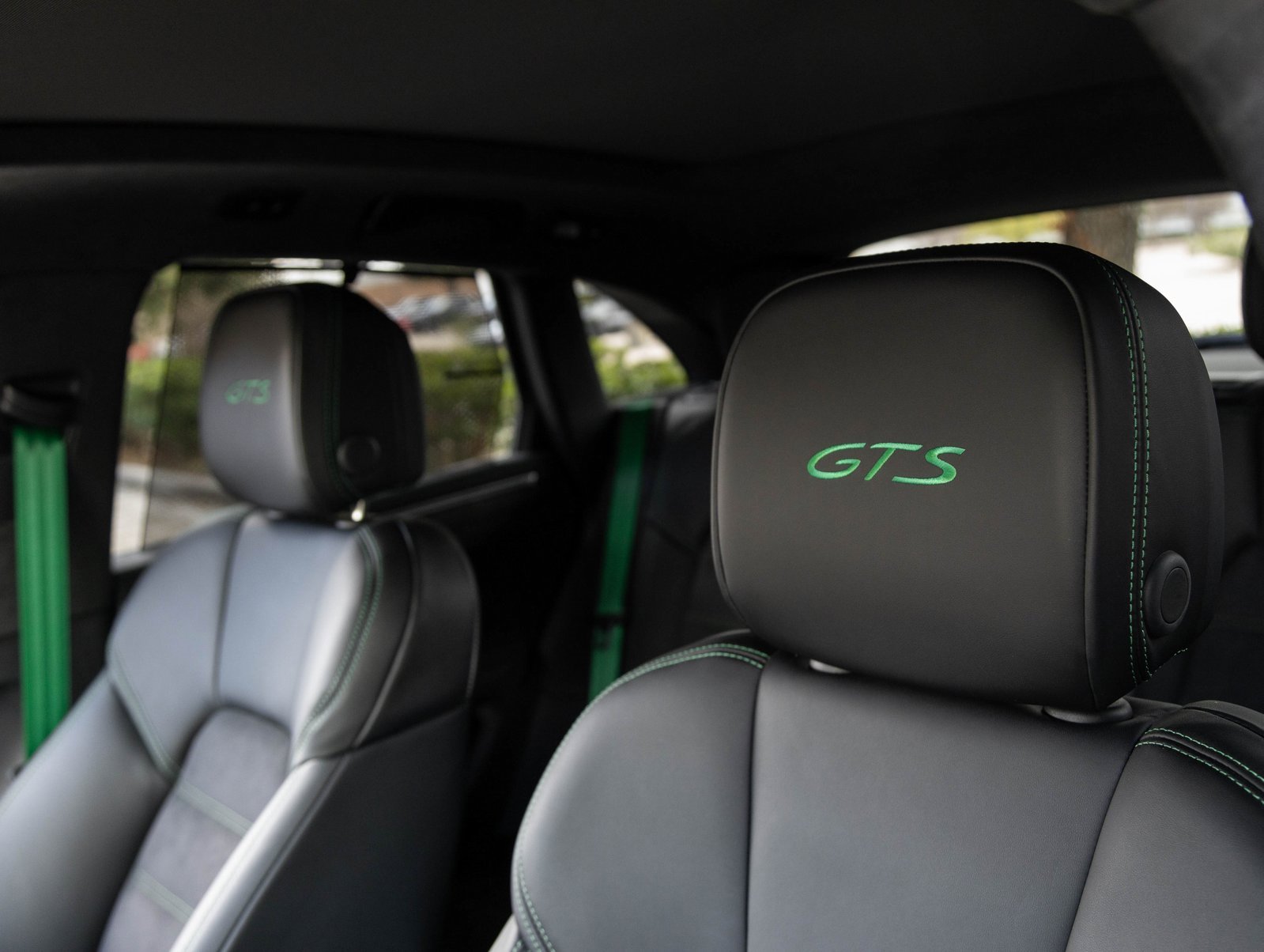 New 2026 Porsche Macan GTS image 23