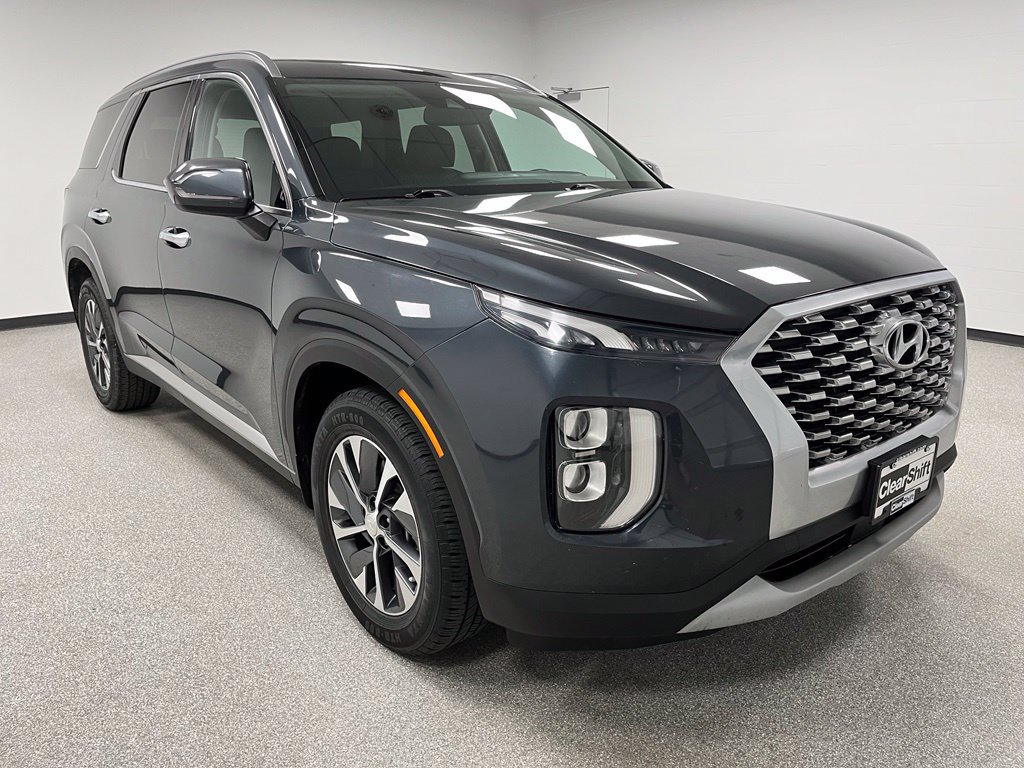 Used 2020 Hyundai Palisade SEL FWD image 2