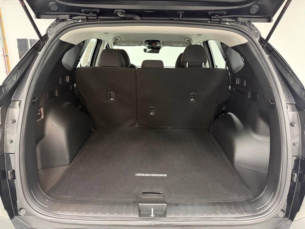 Used 2023 Hyundai Tucson SE image 23