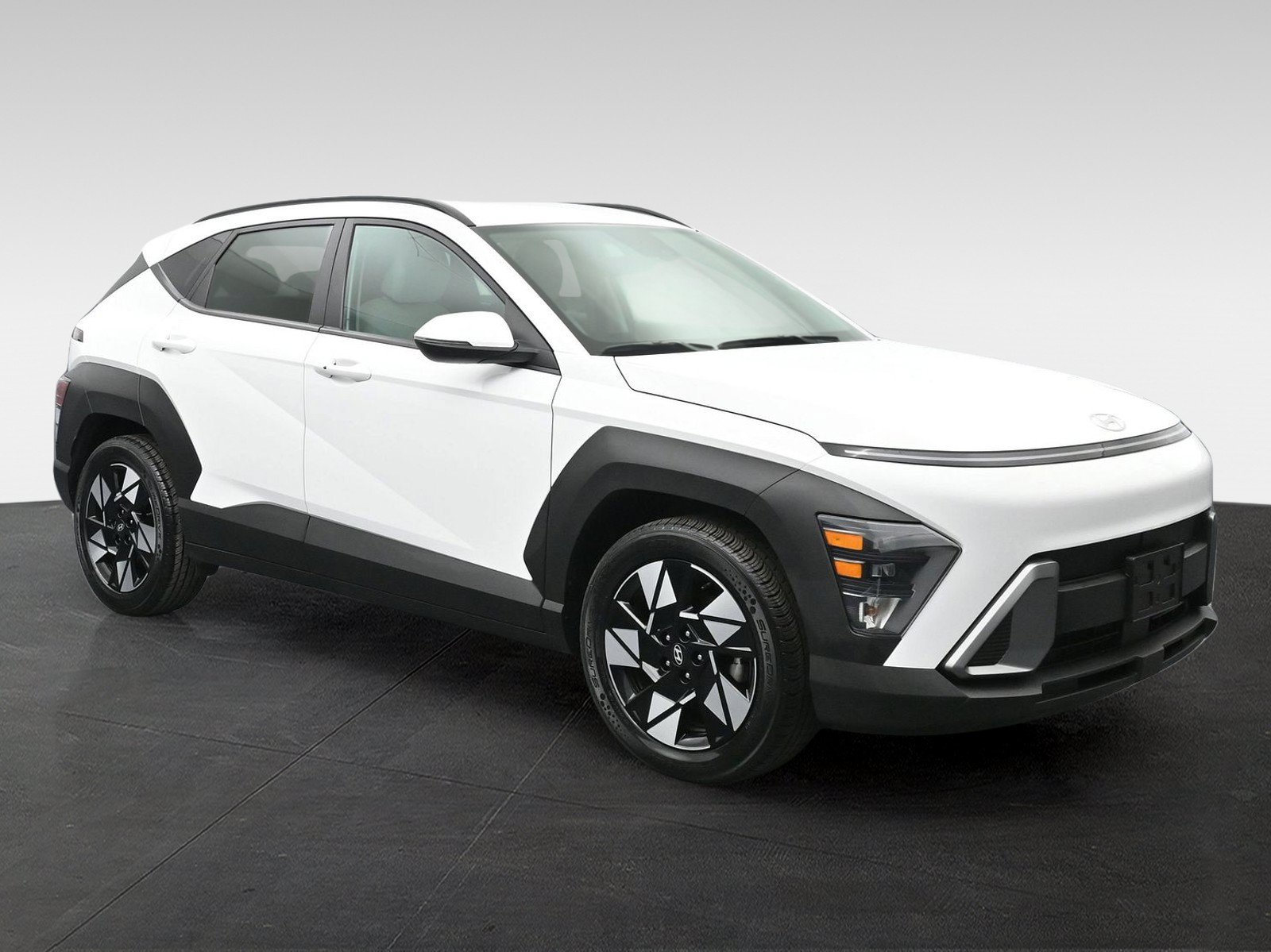 Certified 2024 Hyundai Kona SEL FWD image 6