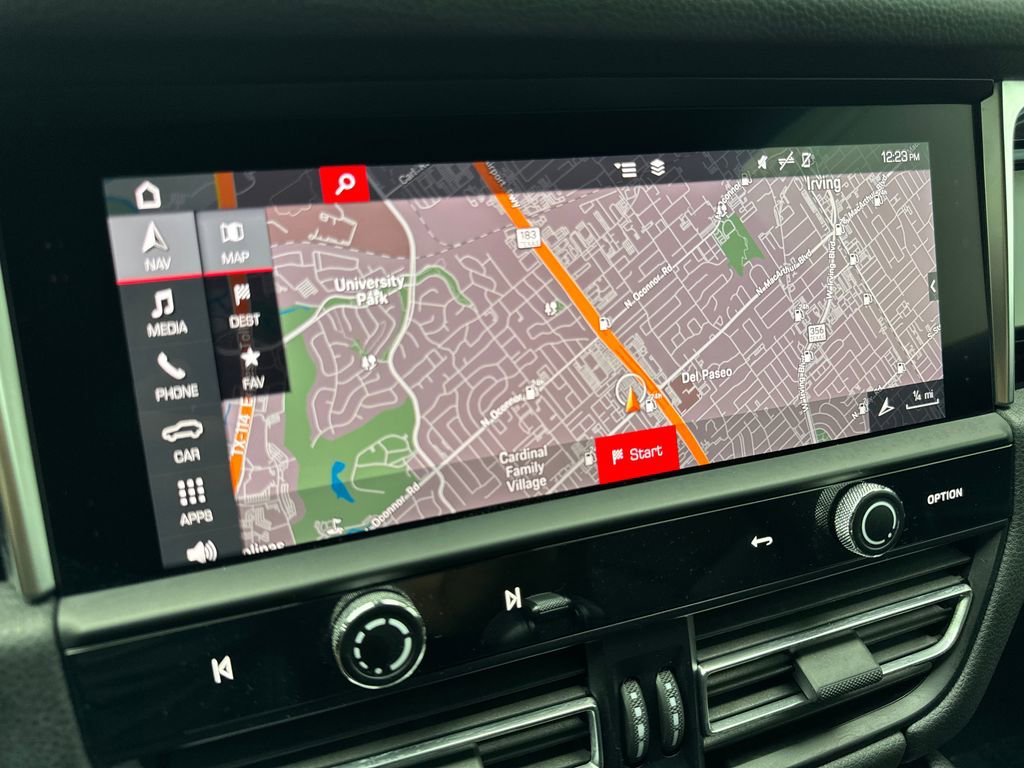 Used 2023 Porsche Macan image 61