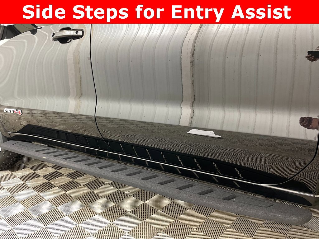 Used 2021 GMC Sierra 1500 AT4 w/ AT4 Premium Package image 16