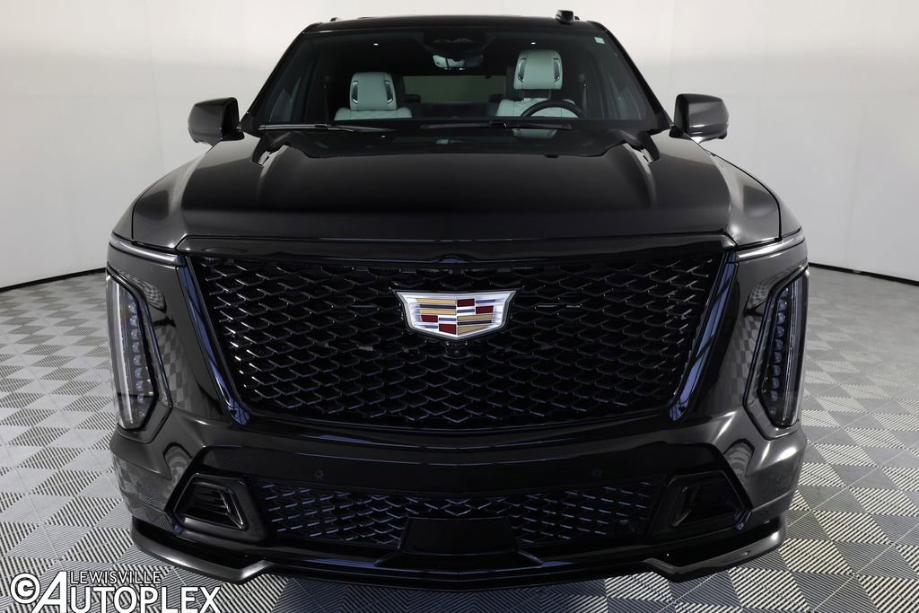 Used 2025 Cadillac Escalade V AWD/4WD image 2