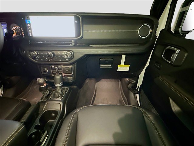 New 2025 Jeep Gladiator Sport image 25