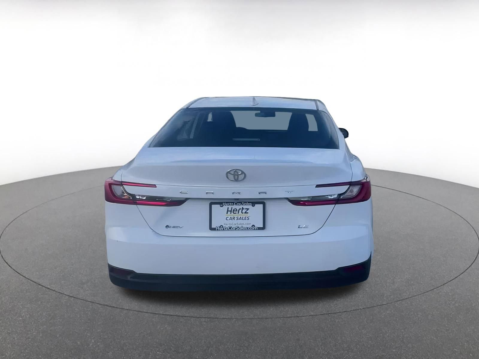 Used 2025 Toyota Camry LE image 12