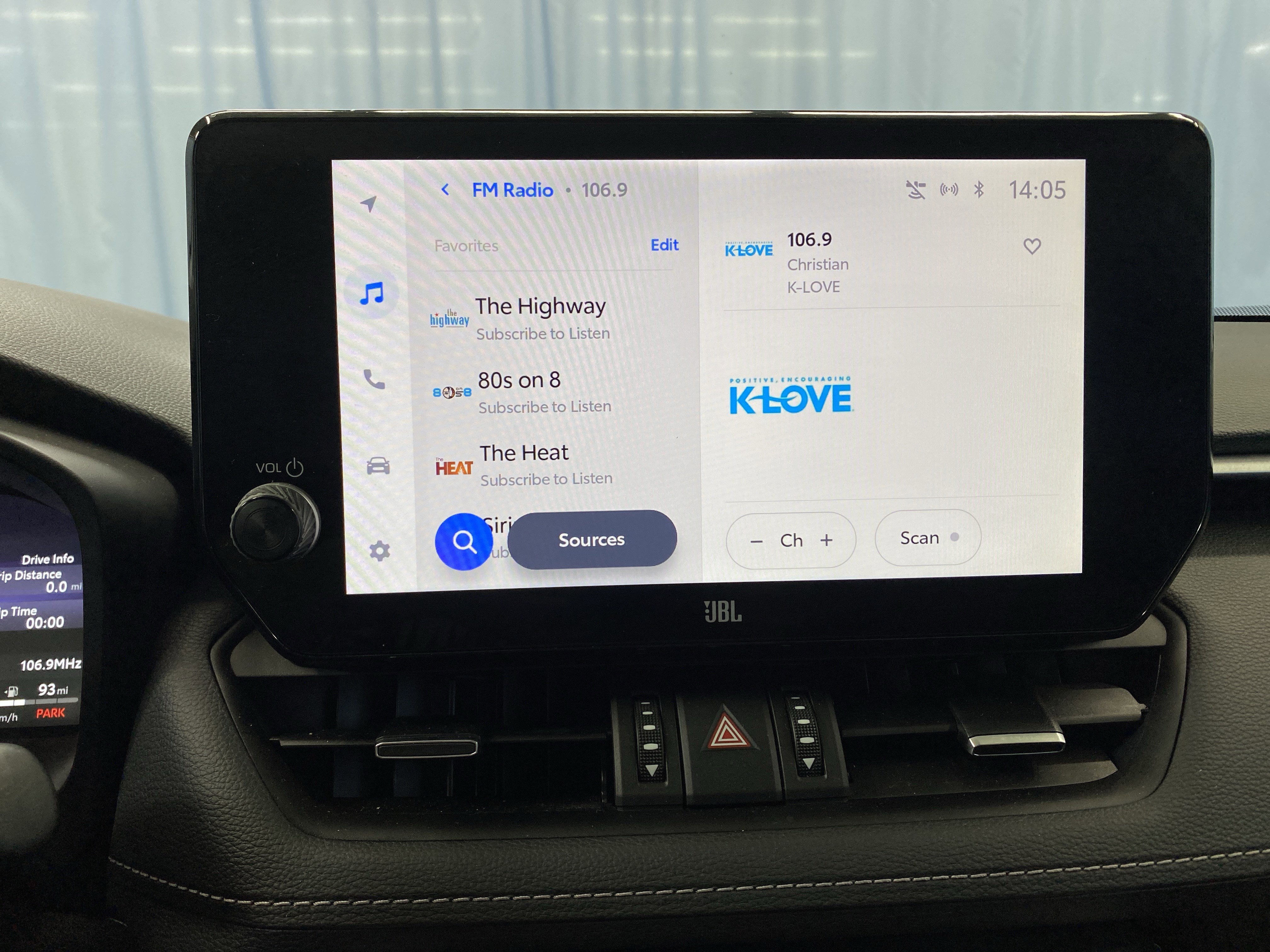 Used 2023 Toyota RAV4 Limited w/ Limited Grade Weather Package image 16