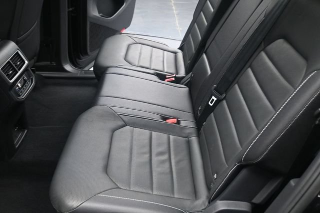 Used 2025 Volkswagen Atlas SEL AWD/4WD image 18
