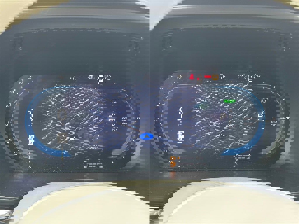 Used 2023 Volvo XC60 T8 Plus image 13