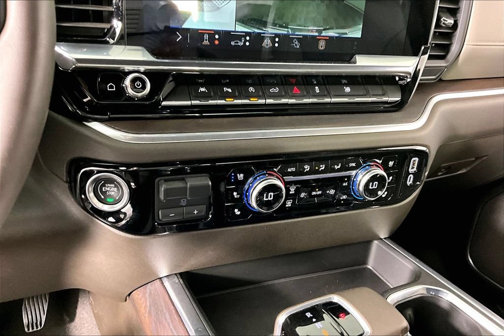 Certified 2026 GMC Sierra 1500 SLT w/ SLT Premium Plus Package AWD/4WD image 15