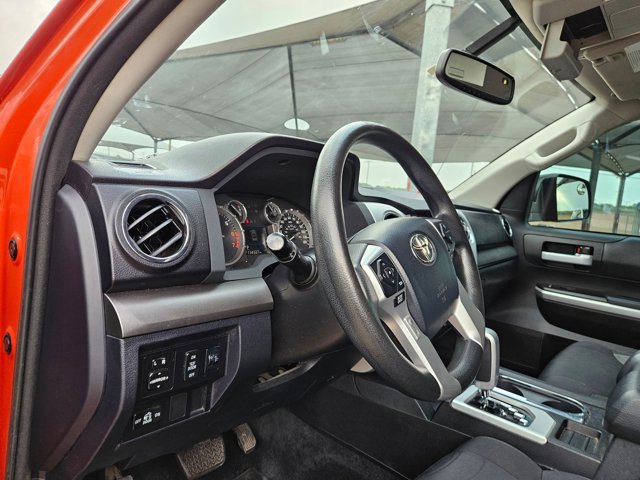 Used 2017 Toyota Tundra SR5 w/ SR5 Upgrade Package AWD/4WD image 8