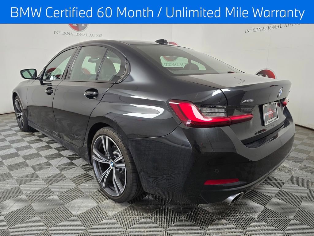 Certified 2023 BMW 330i xDrive Sedan w/ Premium Package AWD/4WD image 7