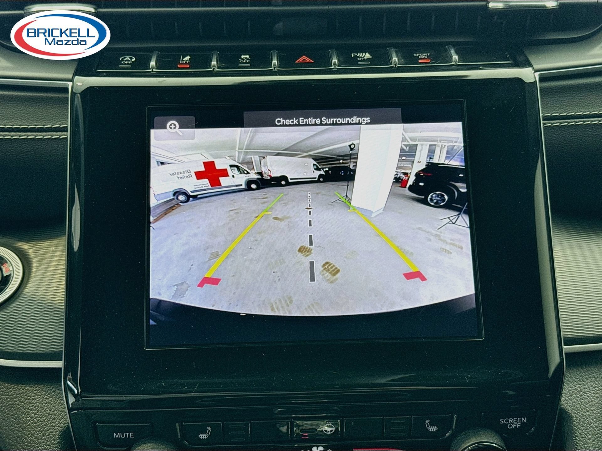 Used 2024 Jeep Grand Cherokee Altitude RWD image 31