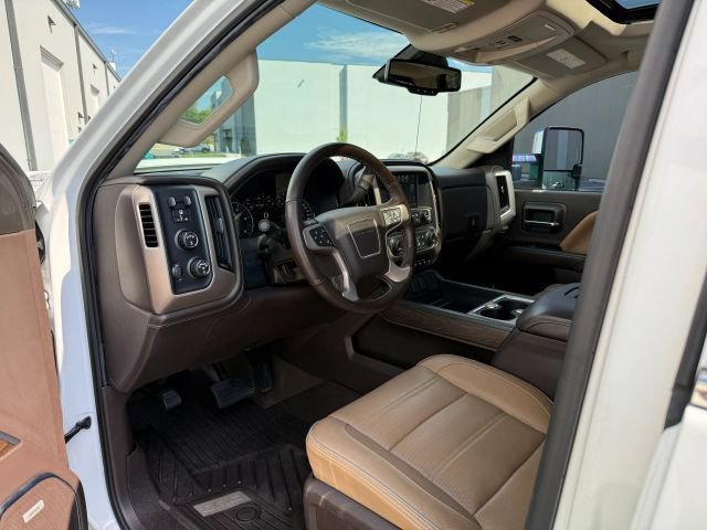 Used 2017 GMC Sierra 3500 Denali w/ Duramax Plus Package AWD/4WD image 13