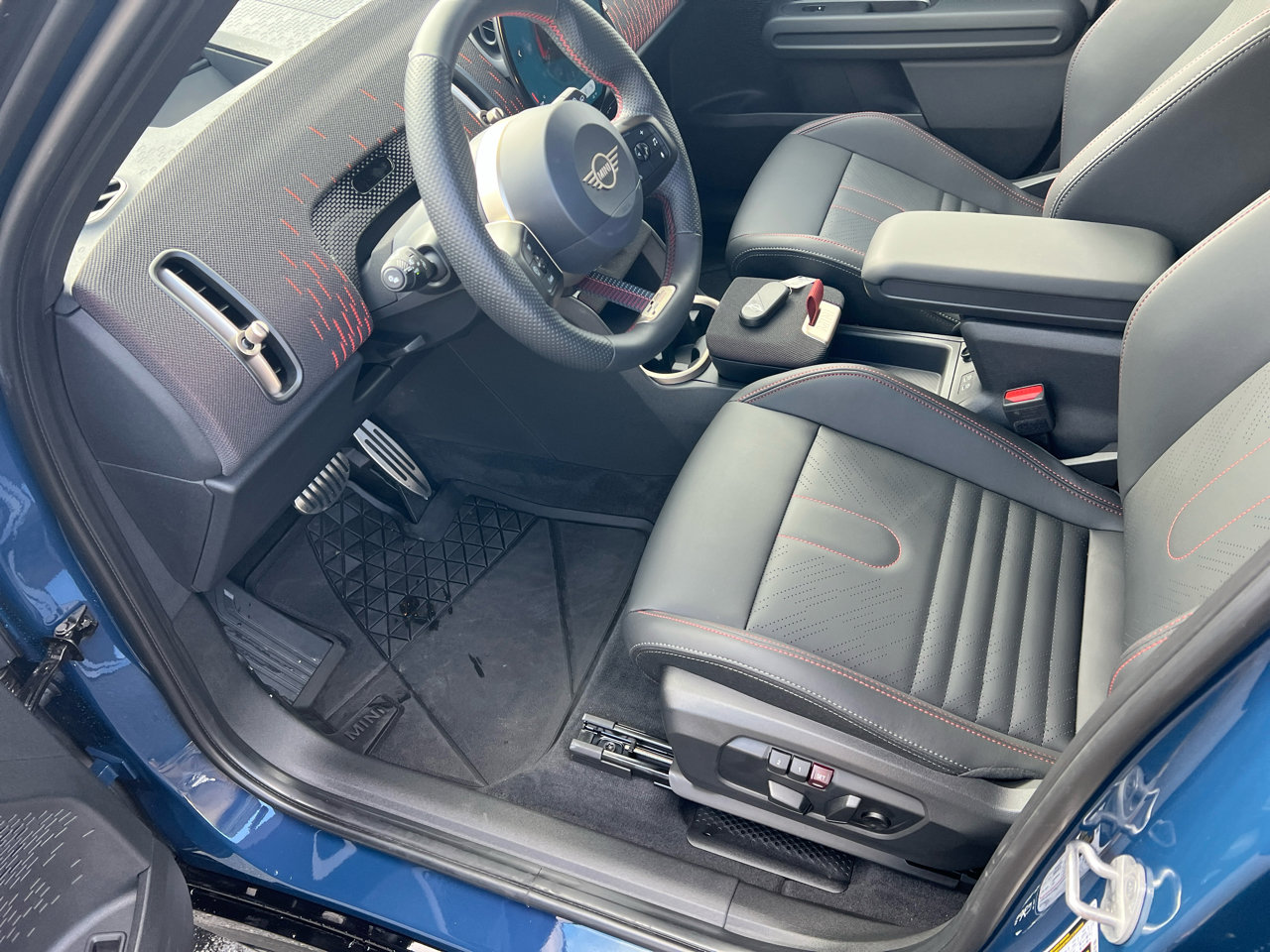 Used 2026 MINI Cooper Countryman John Cooper Works w/ Comfort Package Max image 10