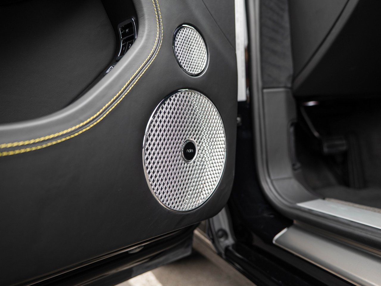 Used 2024 Bentley Continental GT image 16