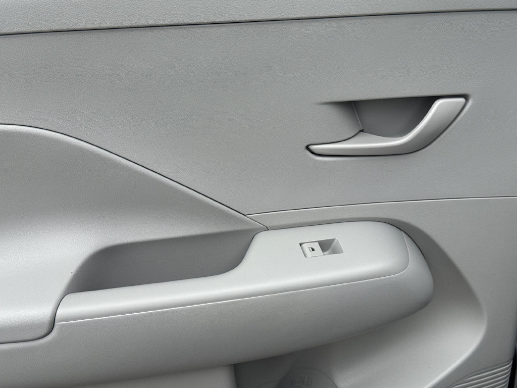 New 2027 Hyundai Kona SEL Sport FWD image 16
