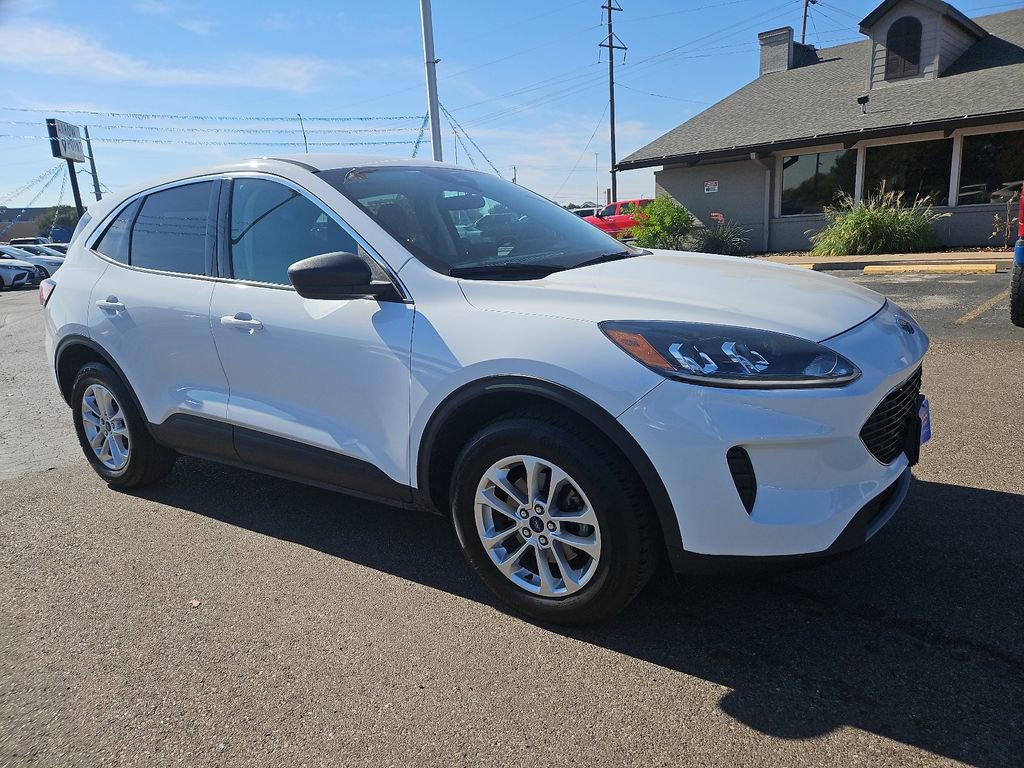 Used 2022 Ford Escape SE w/ Convenience Package image 1