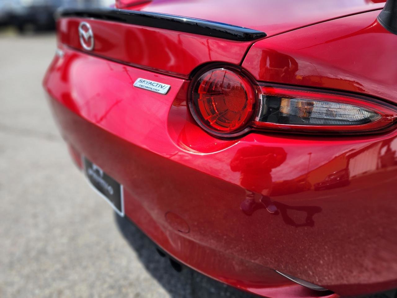 Used 2016 MAZDA MX-5 Miata Club RWD image 30