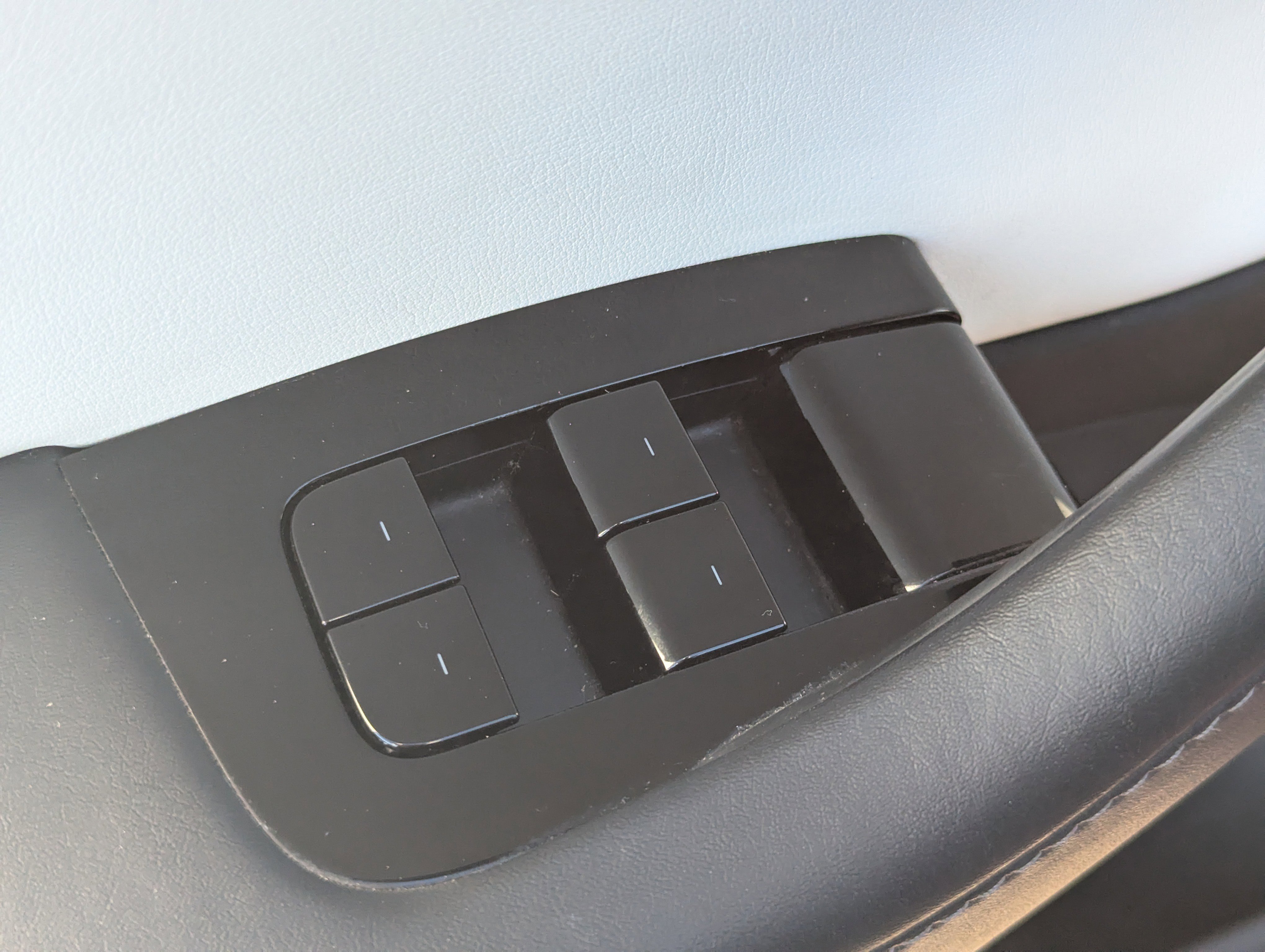 Used 2018 Tesla Model 3 Long Range image 22