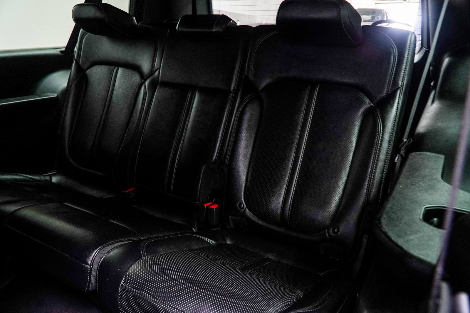 Used 2024 Jeep Wagoneer L Series II w/ Flexible Seating Group AWD/4WD image 39