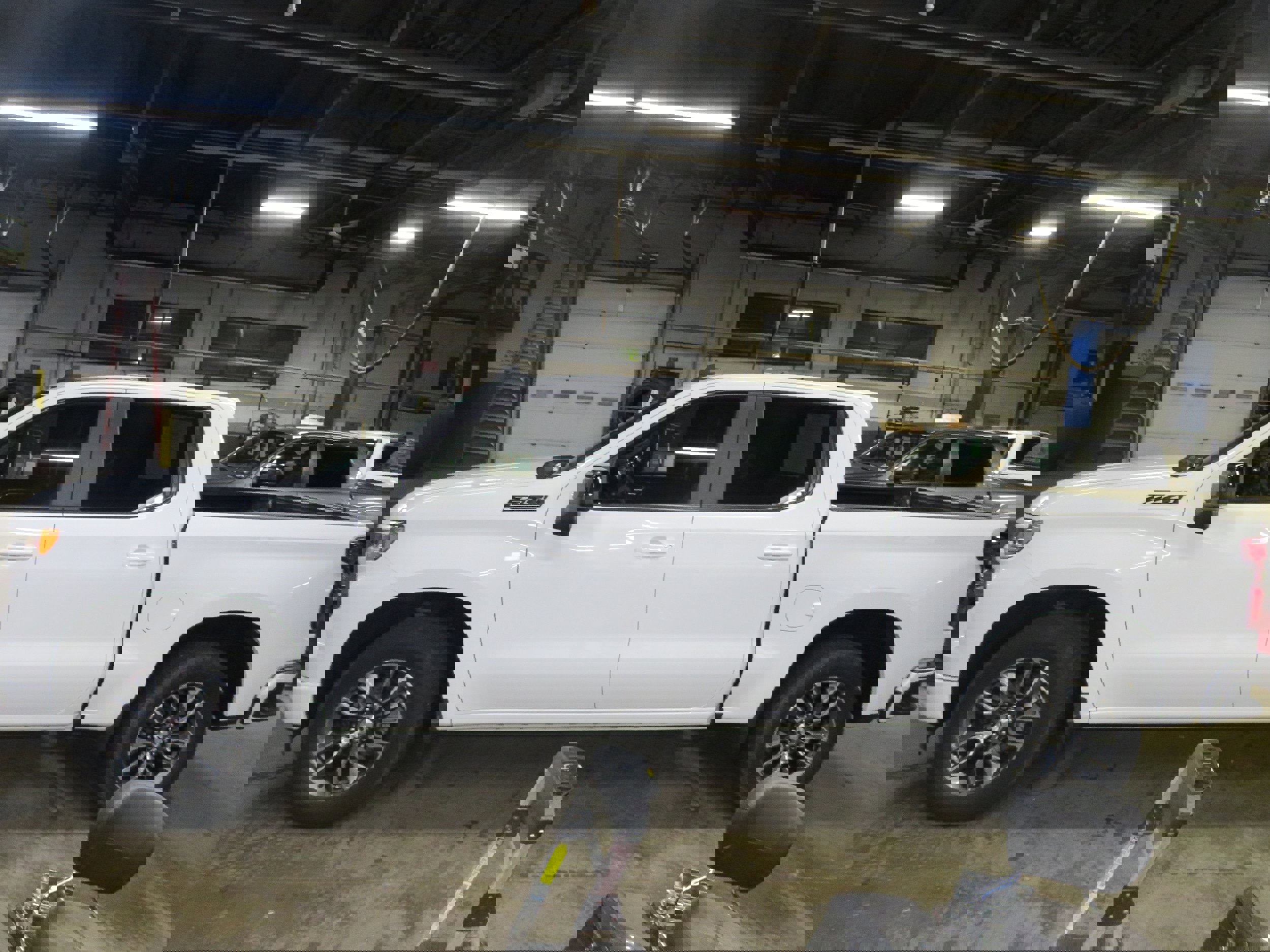 Used 2023 Chevrolet Silverado 1500 RST image 4