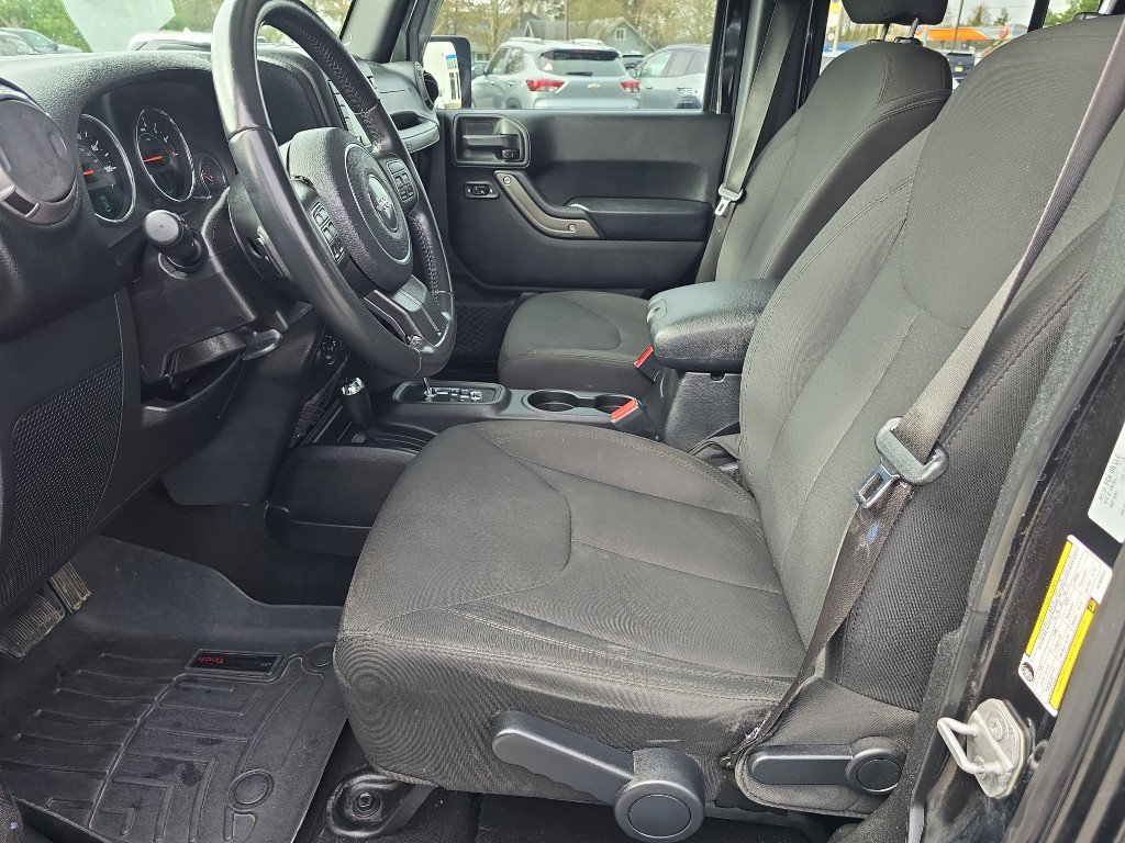 Used 2016 Jeep Wrangler Unlimited Sport w/ Quick Order Package 24S AWD/4WD image 15