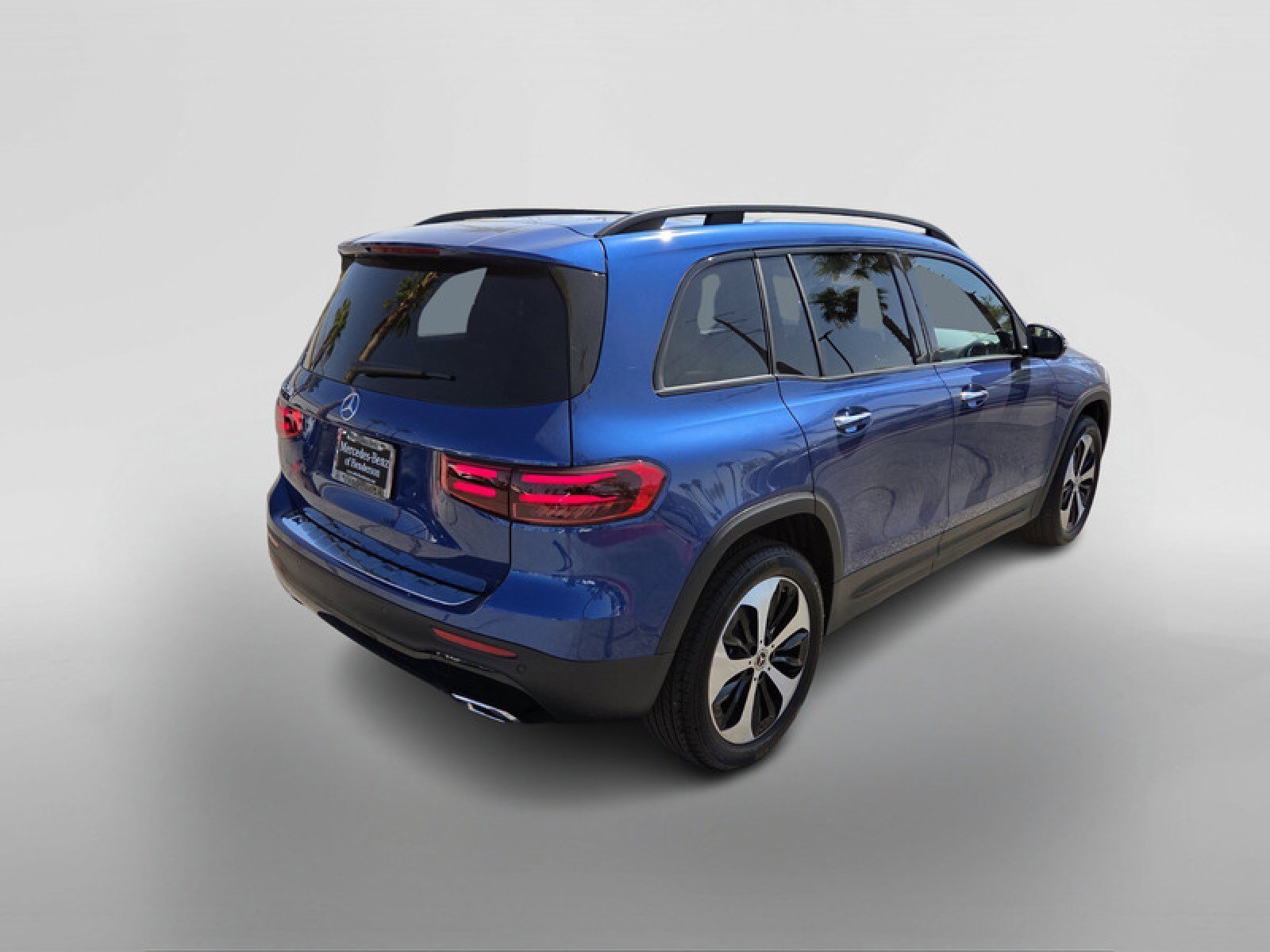 New 2025 Mercedes-Benz GLB 250 image 5