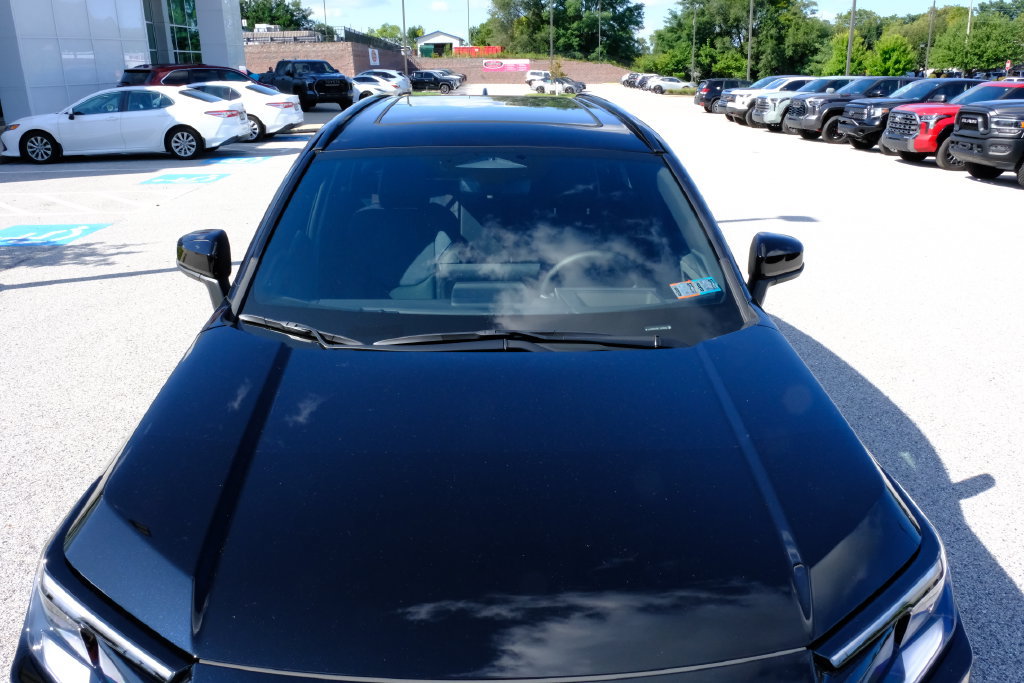 New 2026 Toyota RAV4 XSE w/ Panoramic Sun Roof Package AWD/4WD image 9
