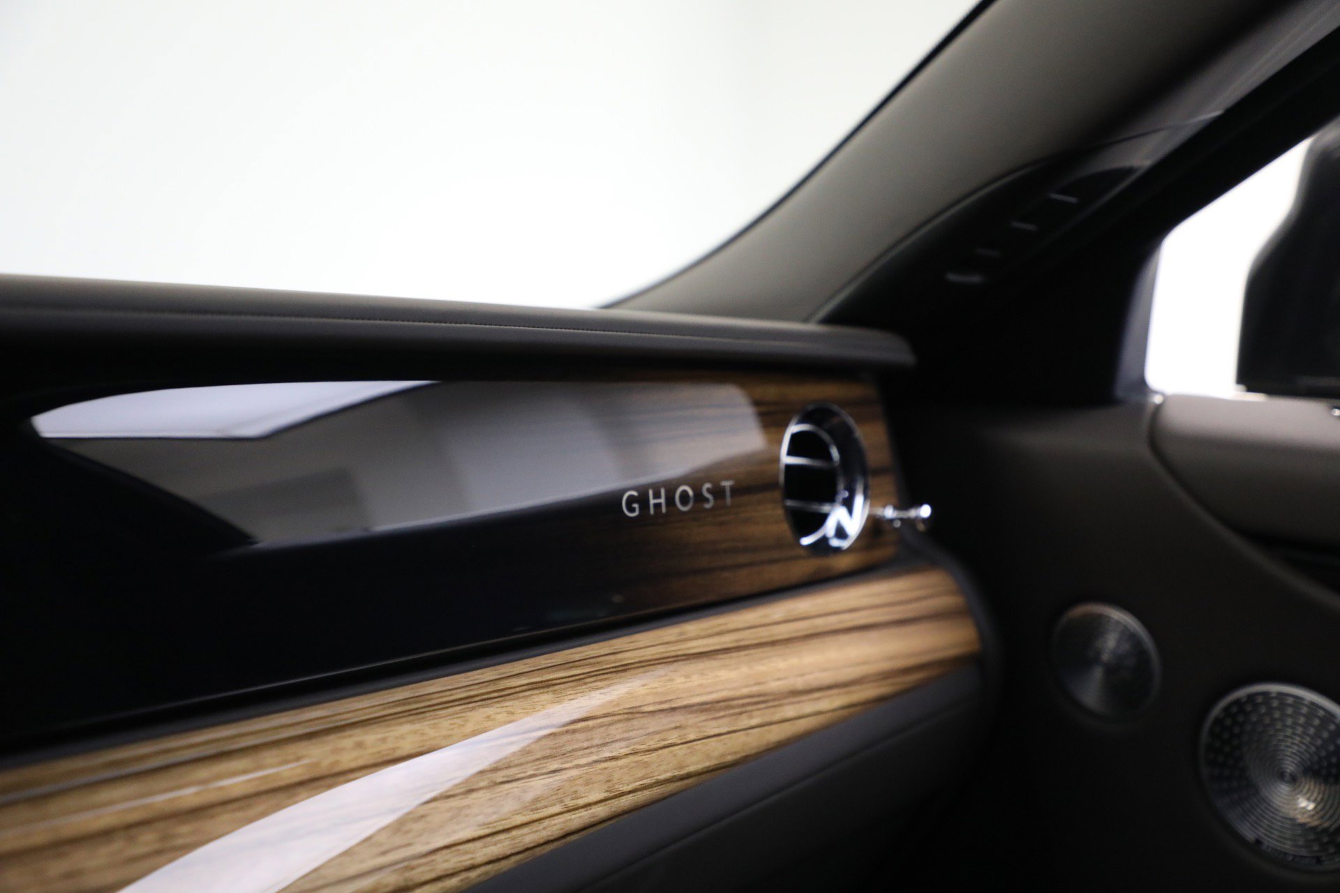 Certified 2024 Rolls-Royce Ghost Sedan image 15